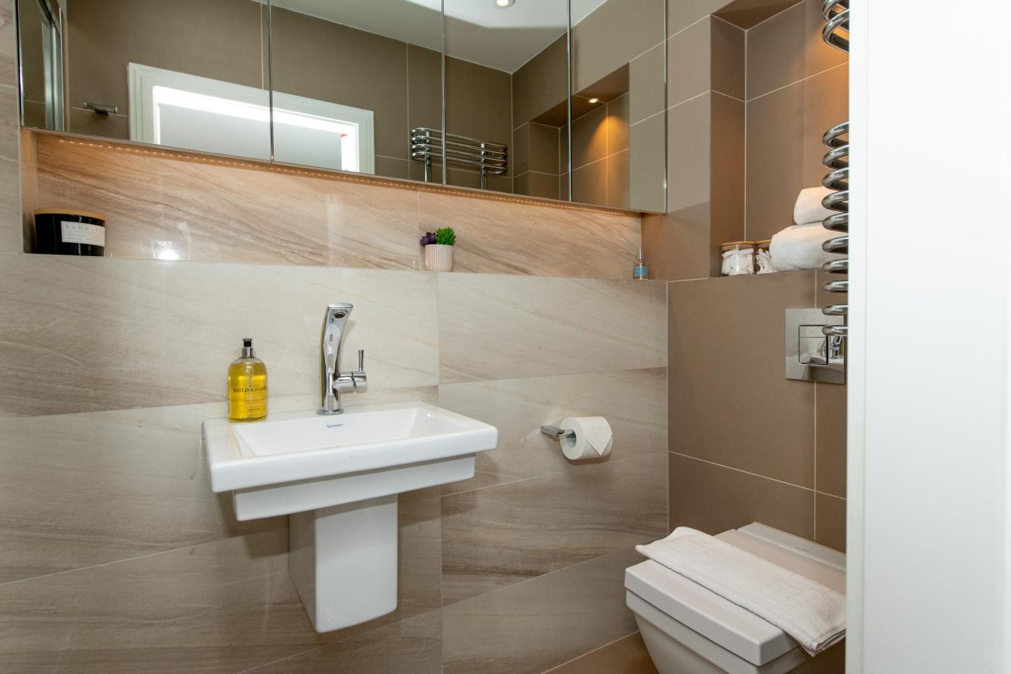 Stylish Apartment With Bbq Kensington Лондон Екстер'єр фото